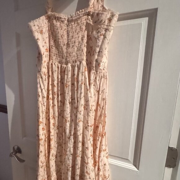 Reformation Dress 12 - Picture 2 of 4